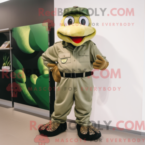Oliven Anaconda maskot...