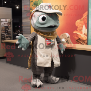 Postava maskota Grey Fish...
