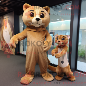 Beige Jaguarundi maskot...