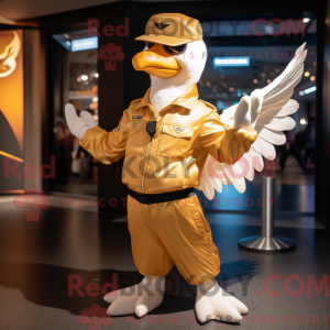 Gold Seagull maskot...