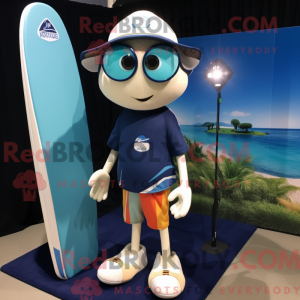 Navy golfbold maskot...