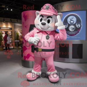 Pink politibetjent maskot...