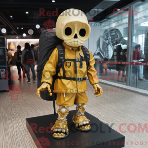 Gold Skull maskot...