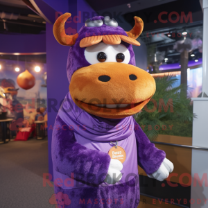 Lilla Guernsey Cow maskot...