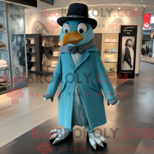 Cyaan Penguin...