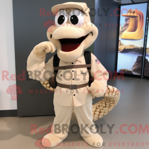 Máscara de cobra bege com...