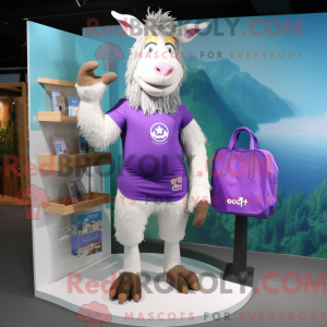 Purple Goat maskot...