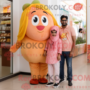 Postava maskota Peach...