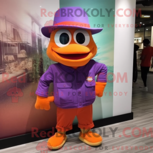 Personaggio mascotte viola...