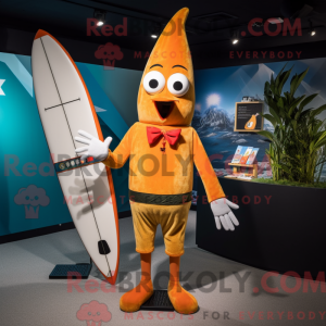 Personnage mascotte de...