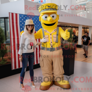 Gul American Soldier maskot...