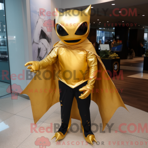 Gold Manta Ray maskot...