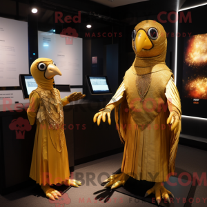 Gold Crow maskot kostume...