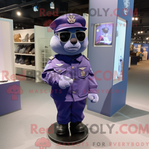 Lavendel Navy Soldier...