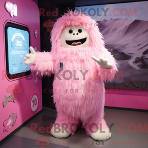 Pink Yeti maskot kostume...