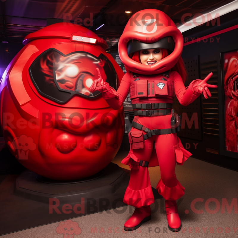 Fantasia de mascote Commando vermelho com saia e anéis - Mascotes de comando - REBROKO_318553 - RedBrokoly.com