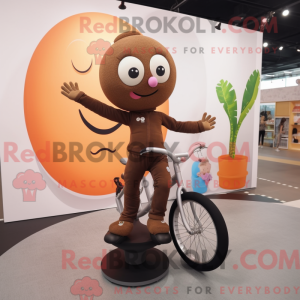 Brun Unicyclist maskot...