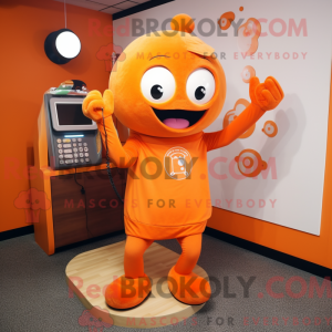 Orange telefon maskot...