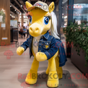 Mascotte de jument jaune...