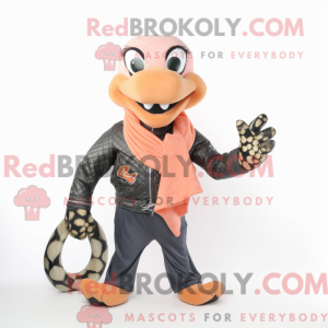 Peach Anaconda maskot...