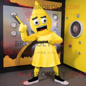Gul Knife Thrower maskot...