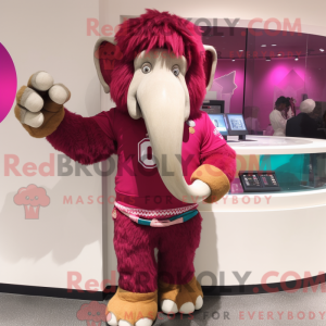 Magenta Mammoth maskot...