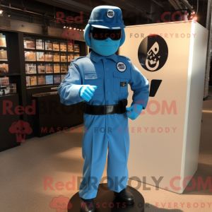 A figura de máscara azul Gi...