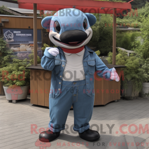 Rust Killer Whale maskot...