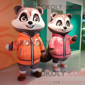 Peach Raccoon...
