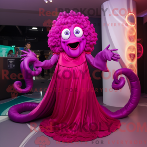 Magenta Medusa maskot...