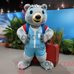 Fantasia de mascote texugo azul celeste com bermuda e bolsas - Mascotes Texugo - REBROKO_325983 - RedBrokoly.com