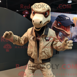 Tan Deinonychus maskot...