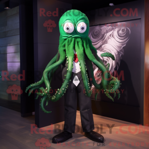 Forest Green Kraken maskot...