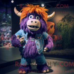 Fantasia de mascote de iaque roxo com short jeans e broches - Mascotes de iaque - REBROKO_326639 - RedBrokoly.com