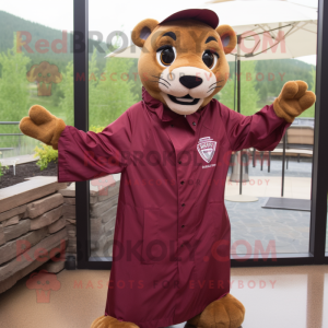 Maroon Mountain Lion maskot...