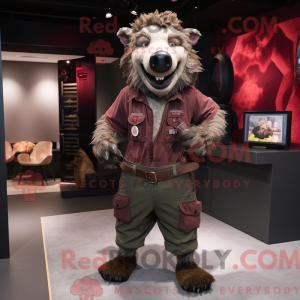 Maroon Wild Boar maskot...