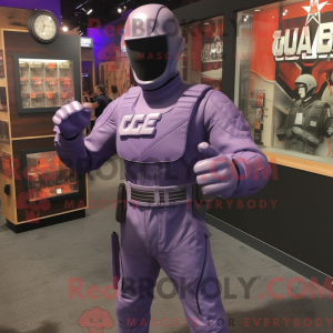 Lavendel Gi Joe maskotka...