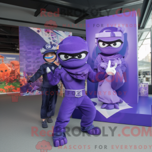 Personaggio mascotte viola...