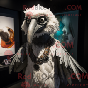 Silver Vulture maskot...