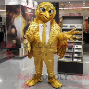 Gold Harpy maskot...