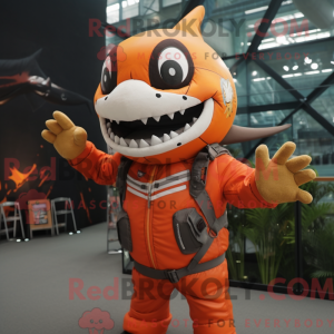 Orange Shark Maskottchen...