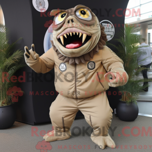Beige Piranha maskot...