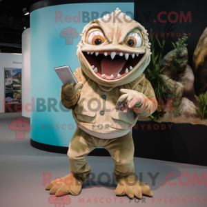 Beige Piranha maskot...