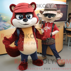 Máscara Maroon Marten com...