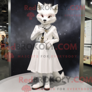 White Fox maskot kostyme...