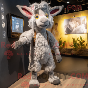 Grijze geit mascottekostuum...