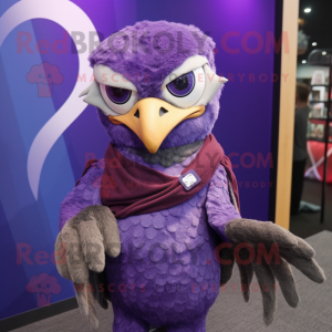 Purple Falcon mascotte...