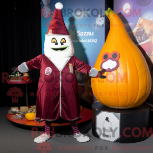 Maroon Squash maskot...