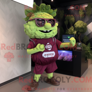 Maroon Cabbage maskot...