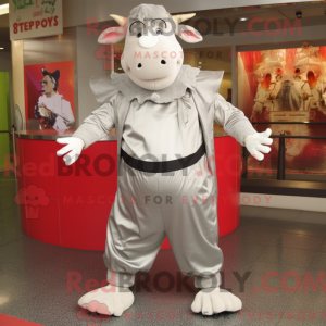 Postava maskota Silver Beef...